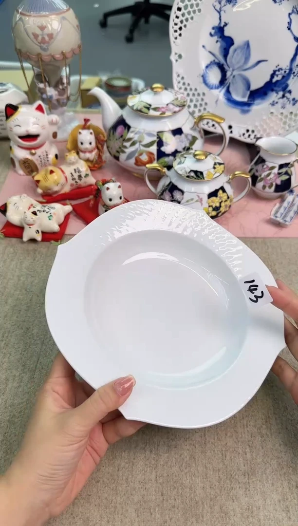 瓷片泡泡家的瓷器真好看