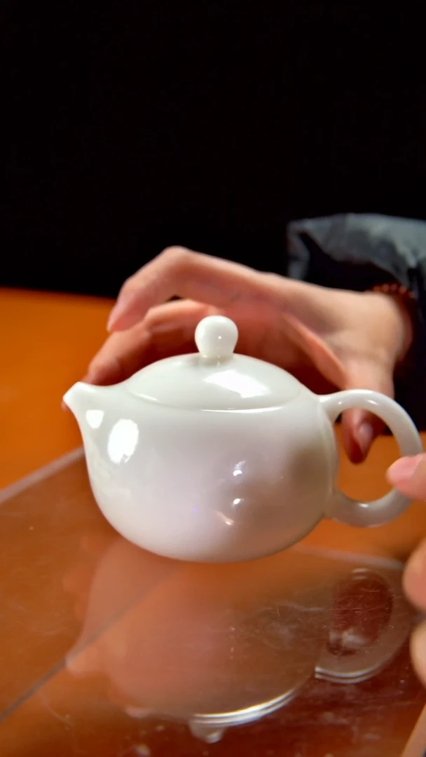 其他陶瓷《言泥陶瓷》高冰冰种璞玉系列 西施壶