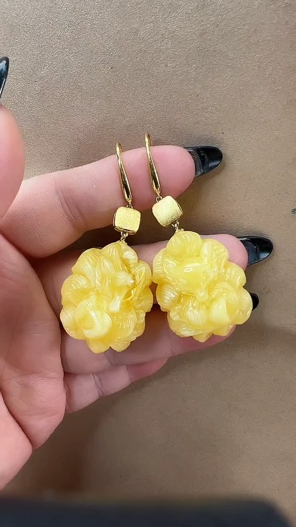 琥珀颈饰未镶嵌耳环