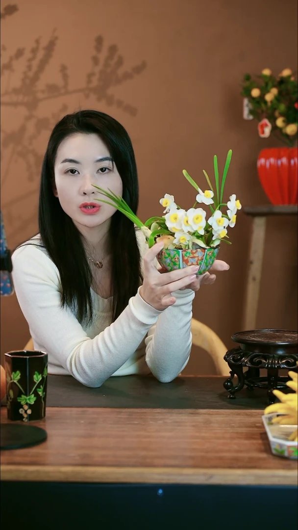 【闪购商品】盆景雕刻水仙