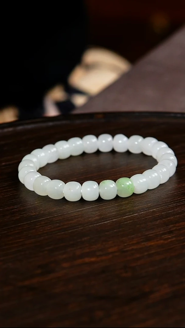 未镶嵌手链和田玉翠青手串