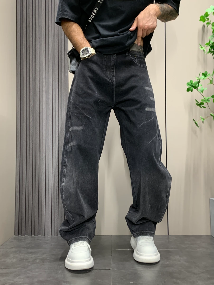 YU-B软弹水洗弯刀黑牛秋季百搭系扣子宽松高品质男士休闲牛仔裤男
