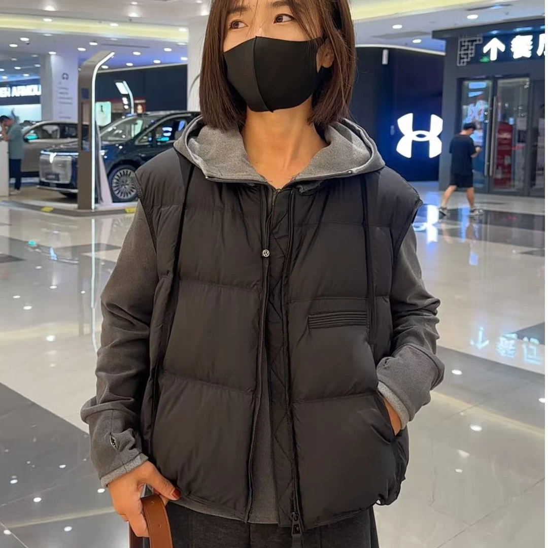 短款马甲女2025冬季新款时尚圆领宽松白鸭绒保暖马夹背心坎肩潮