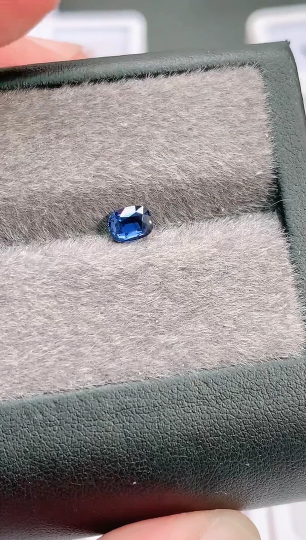 裸石蓝宝石0.78-780天然无烧蓝宝石