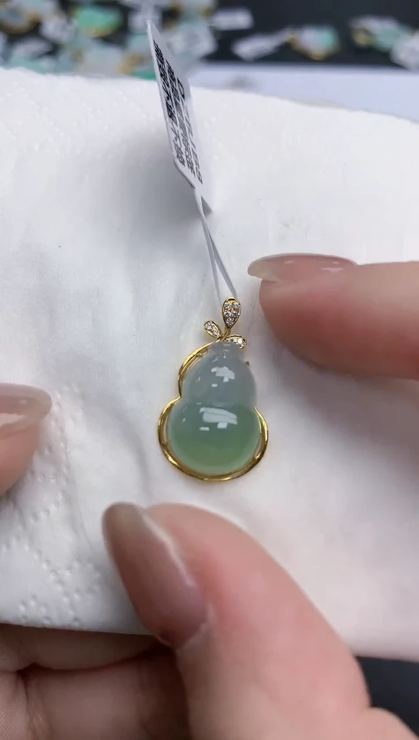 【闪购商品】翡翠颈饰18K金镶嵌天然缅甸翡翠A货
