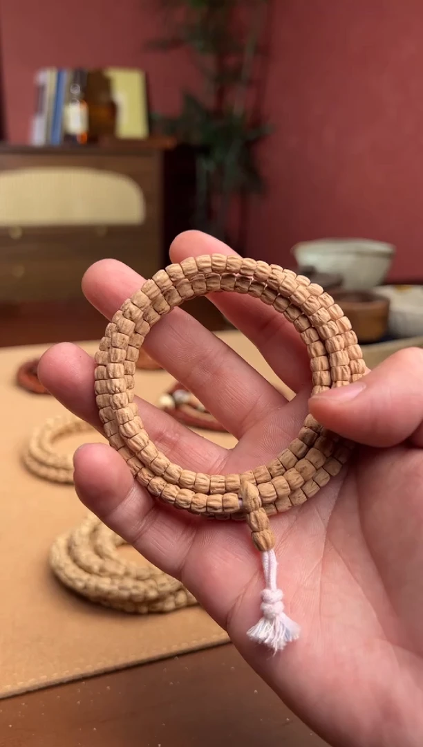 【闪购商品】柏香籽/百香籽手串030510