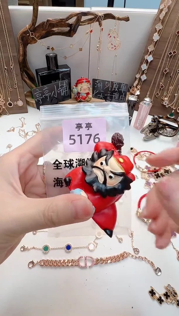 张*可华禄甄选阁亭亭总铺