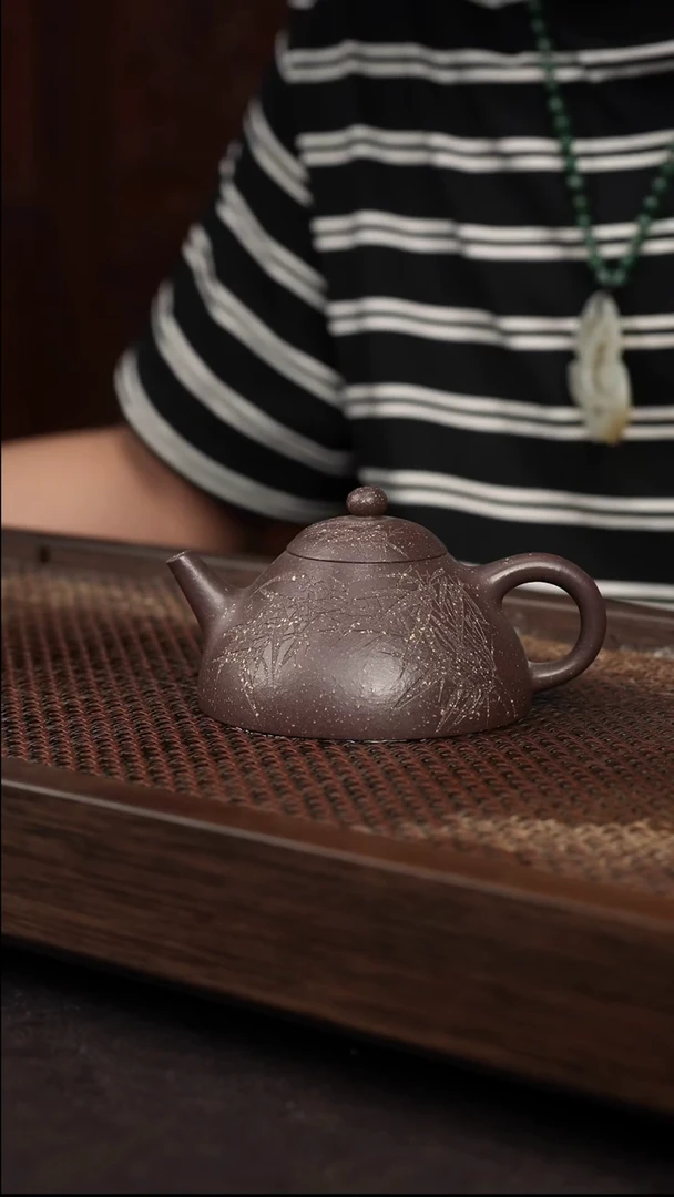 茶壶紫砂粗砂底槽清刻竹葫芦瓢【带矿标证书】