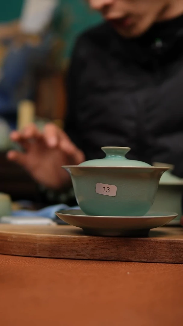 【闪购商品】瓷片原产地原矿仿古盖碗大瑕