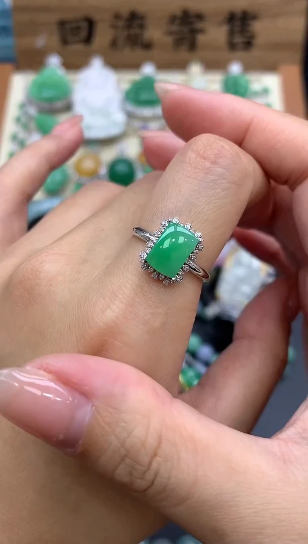 【闪购商品】翡翠戒指18K金镶嵌264-中国好珍宝