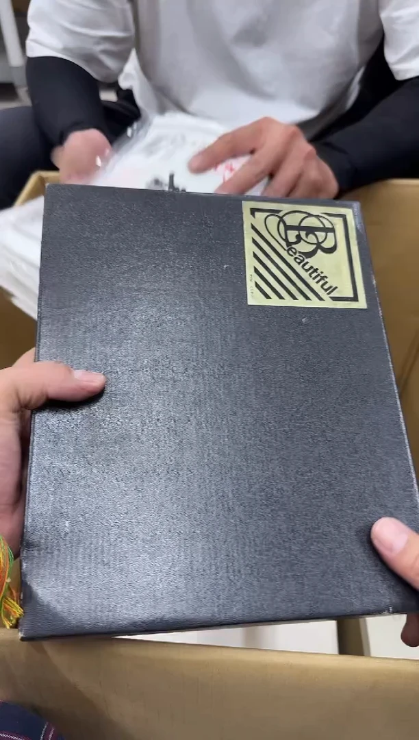 琉璃手工艺品红****）389