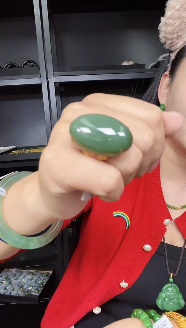 【闪购商品】和田玉戒指18K金镶嵌多样性发一