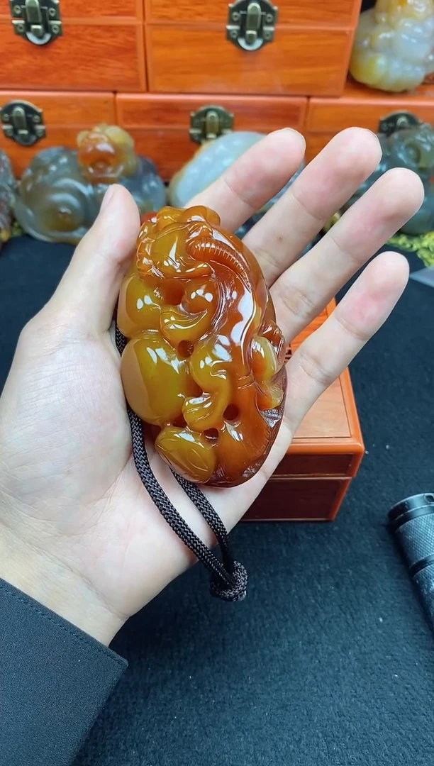 未镶嵌玛瑙/玉髓珠宝奇石男***美0