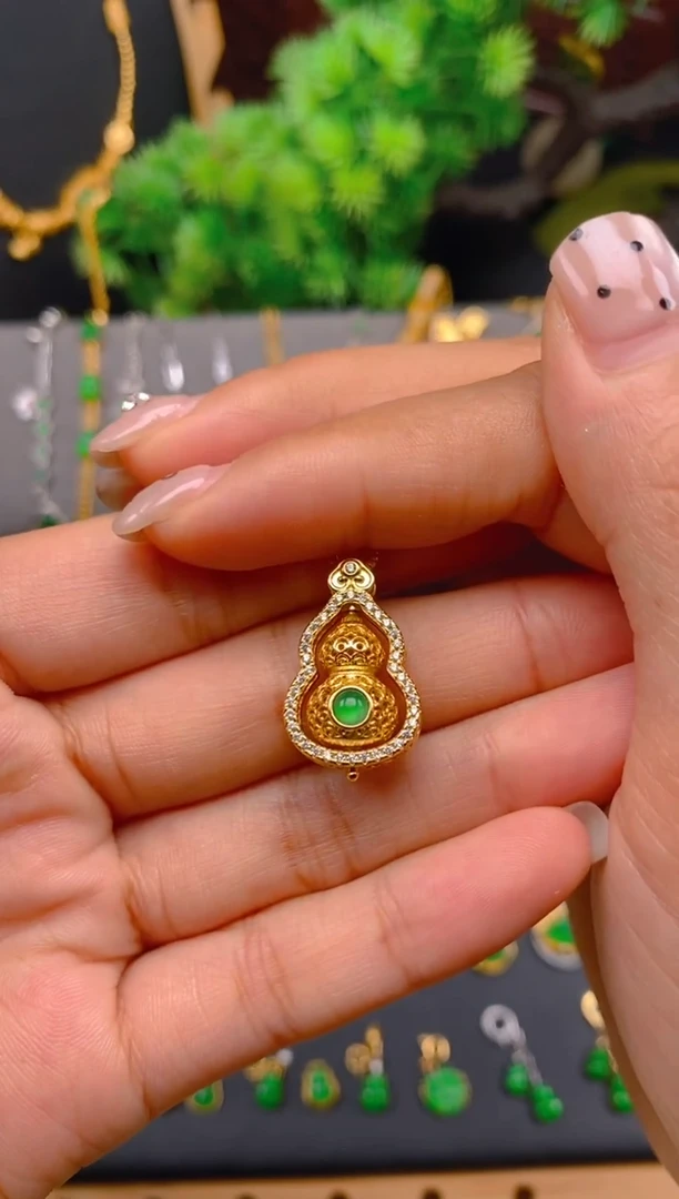 吊坠(不含链)银S925镶嵌翡翠旋转葫芦