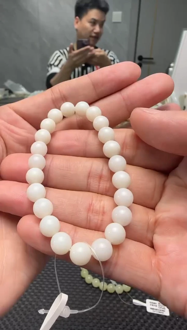 未镶嵌手串和田玉米达手串卡8  微瑕疵