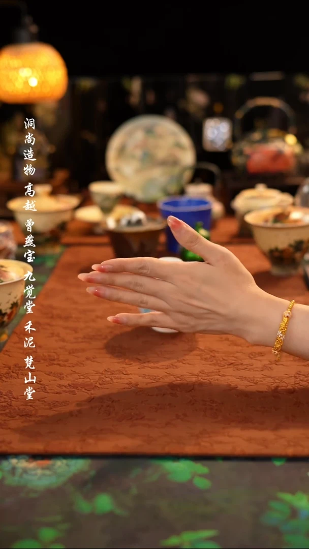 蝴蝶蓝蝴蝶二才盖碗·······
