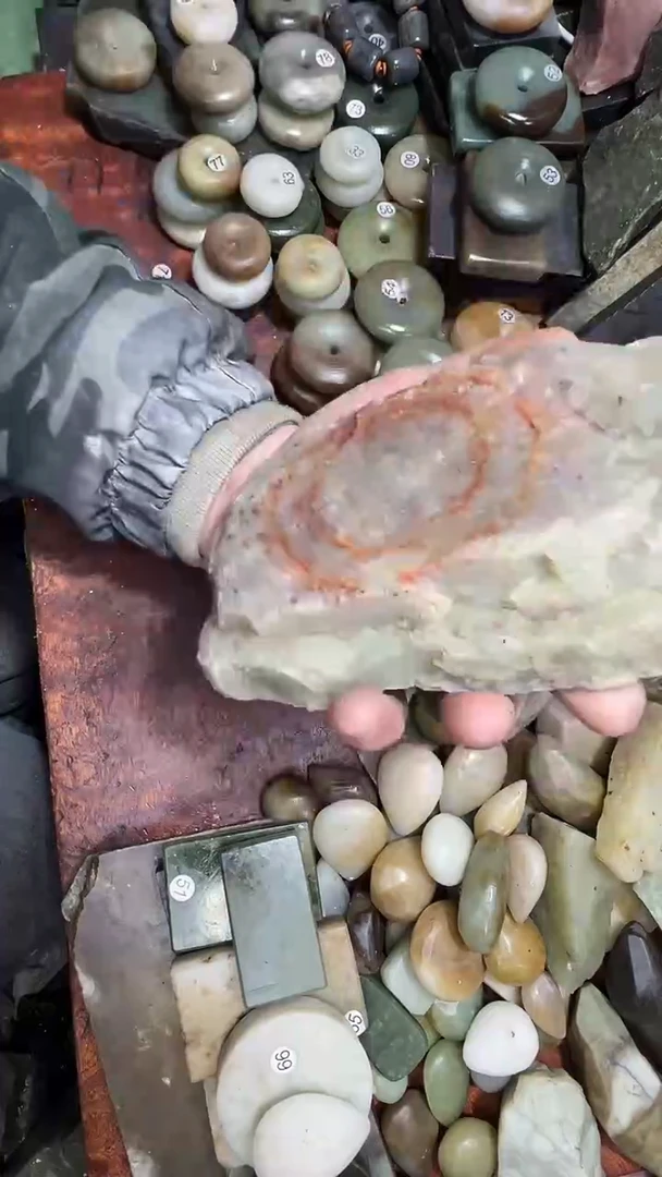 未镶嵌和田玉珠宝半成品1