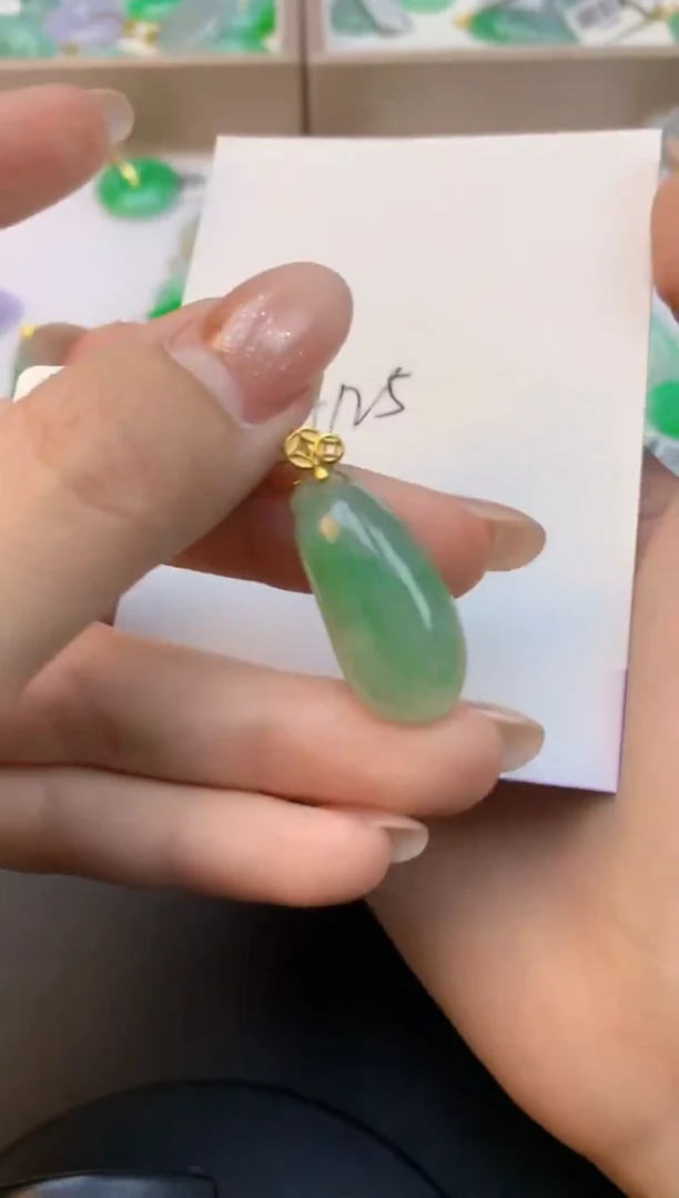 颈饰未镶嵌翡翠天然缅甸a货翡翠百元以上9元证书费自理