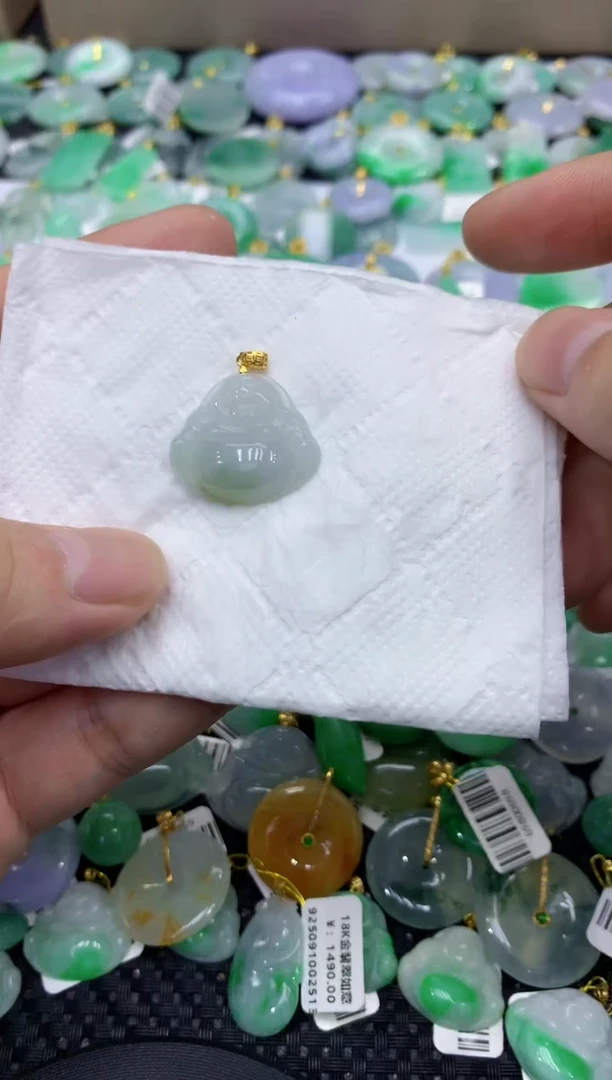 颈饰未镶嵌翡翠天然缅甸翡翠A货