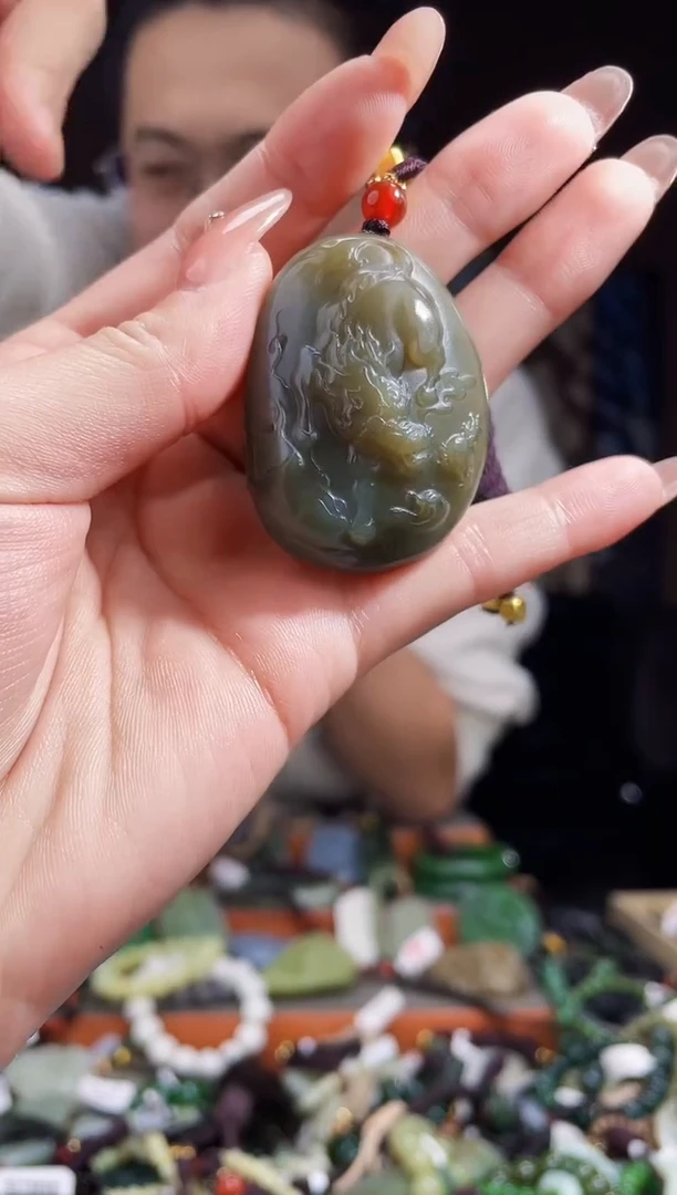 【闪购商品】和田玉颈饰未镶嵌拍一发一