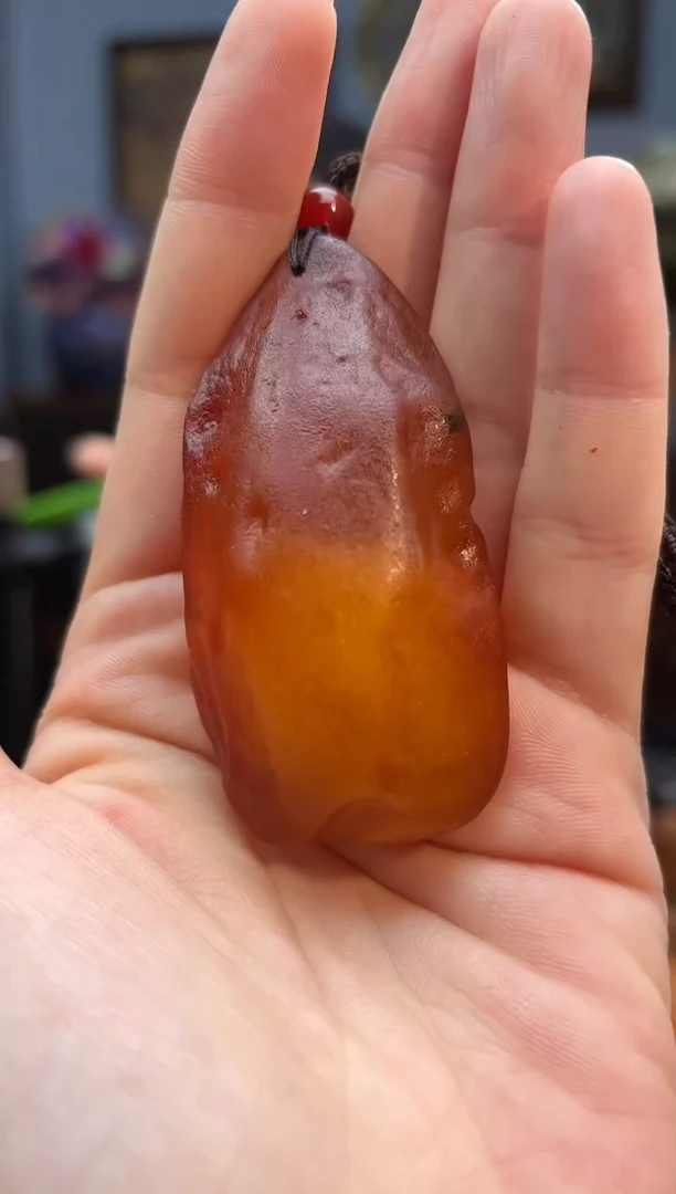 琥珀颈饰未镶嵌吊坠