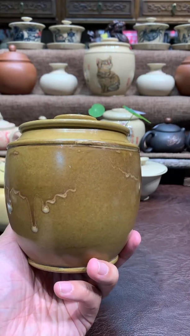 泥塑王宇纯柴烧茶叶罐一个