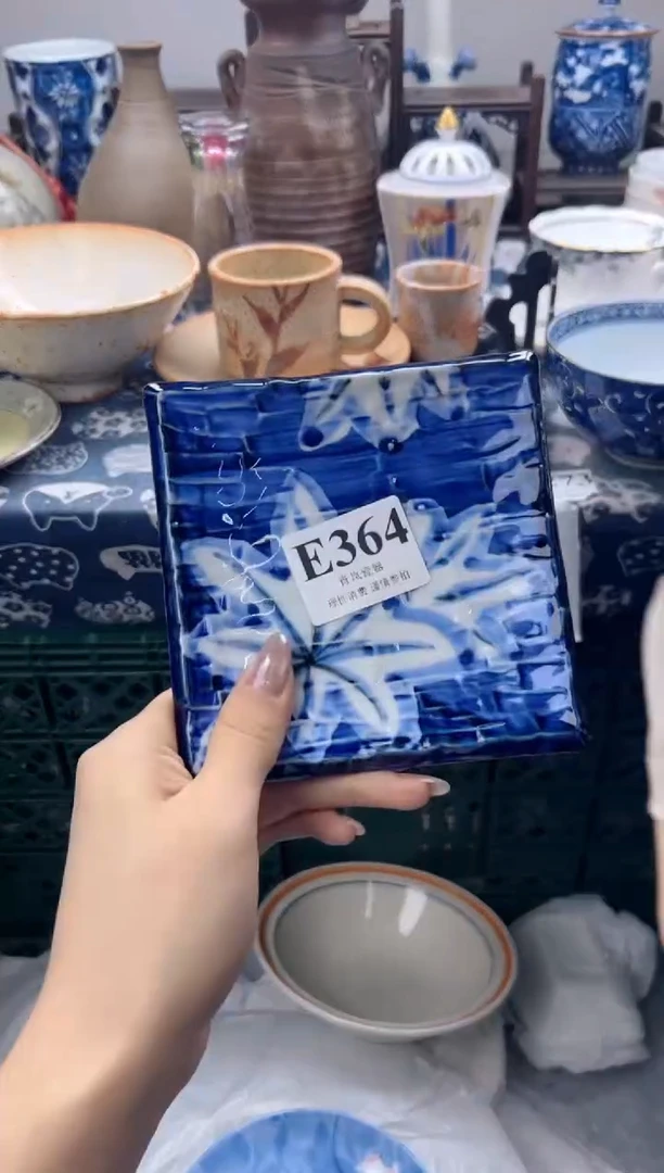 瓷片雕     E364