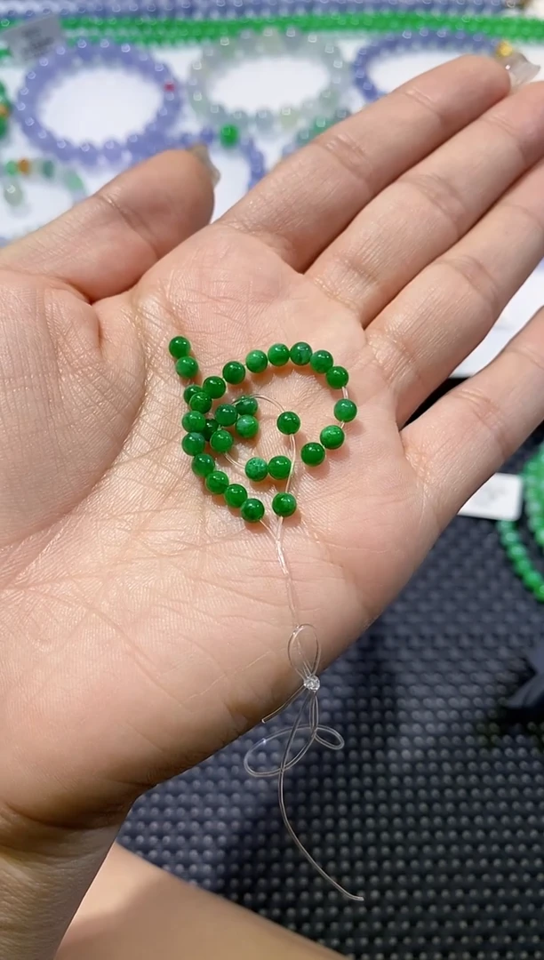 散珠翡翠静*轩卡3.7珠子29颗