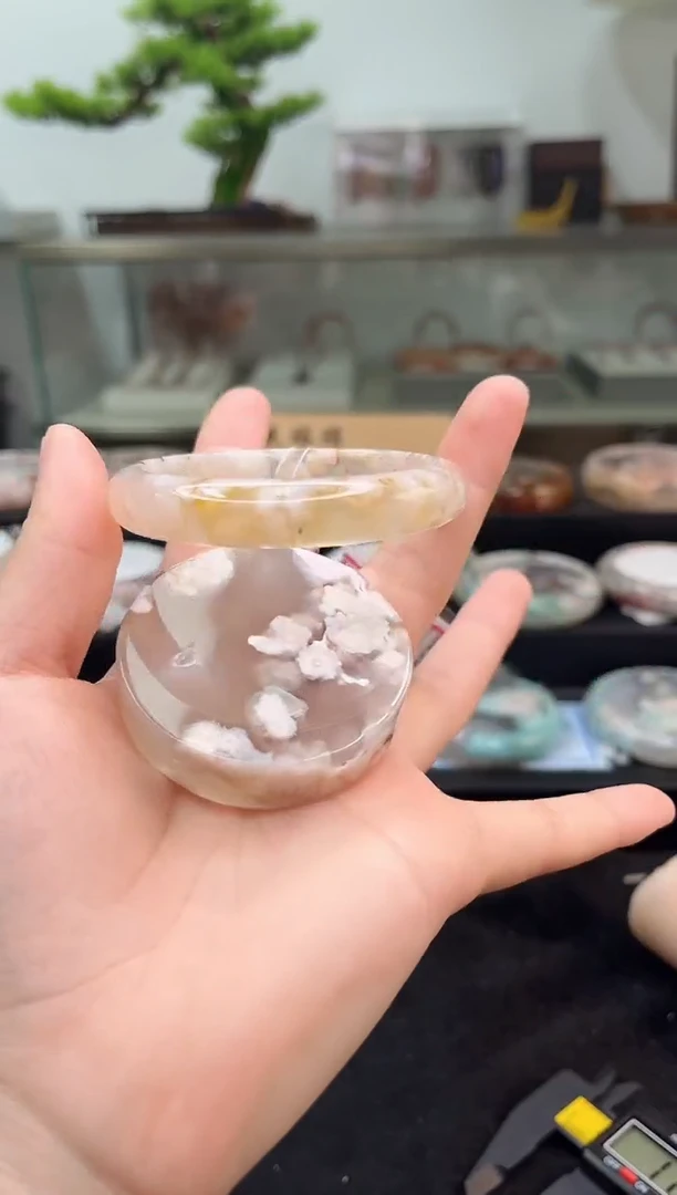 未镶嵌手镯石英质玉55圈口（赠品镯心）3886560