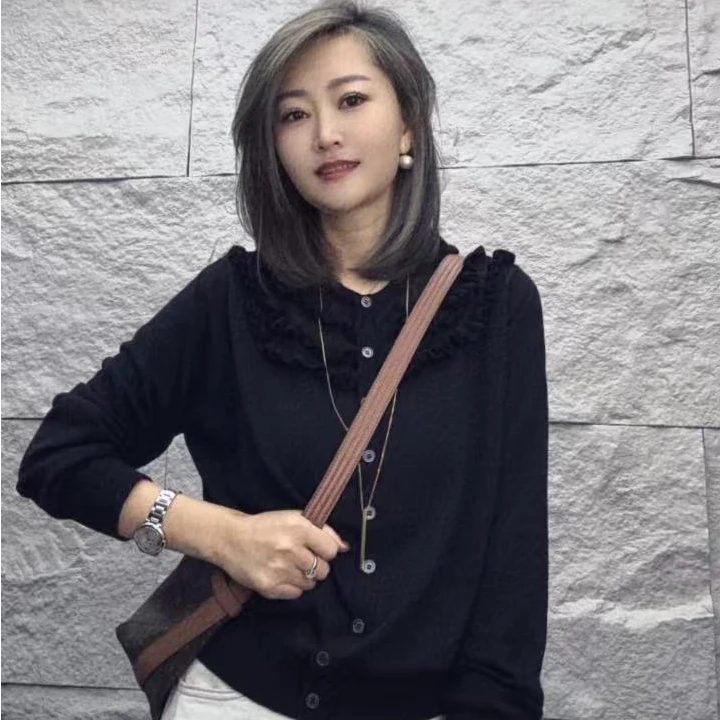 花边纹套头针织衫