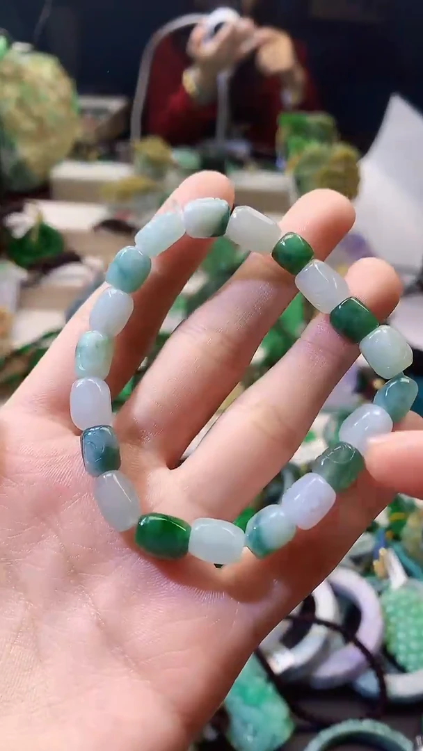 颈饰未镶嵌翡翠天然缅甸a货翡翠