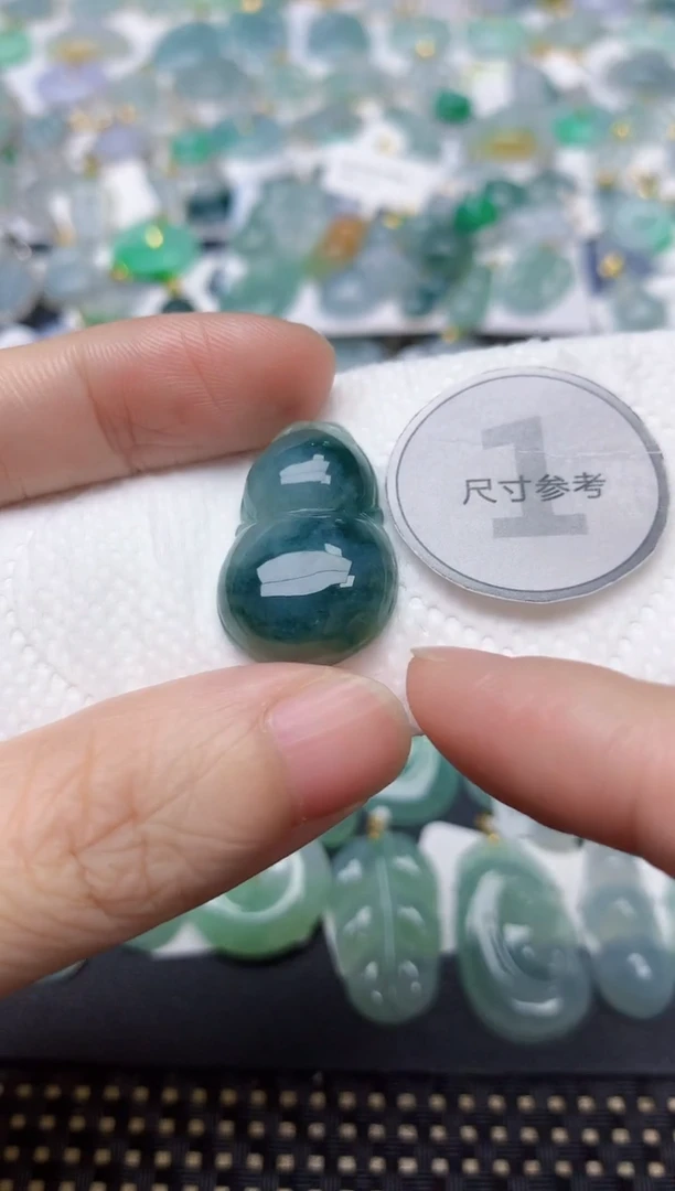 颈饰未镶嵌翡翠天然缅甸A货翡翠