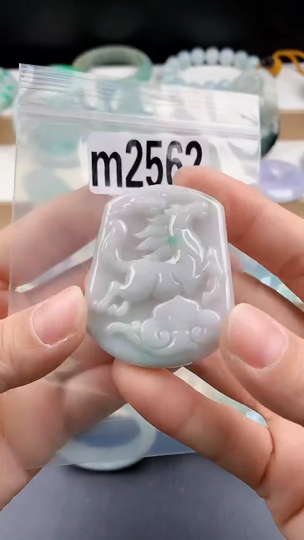 颈饰未镶嵌翡翠颈饰未镶嵌缅甸天然翡翠吊坠