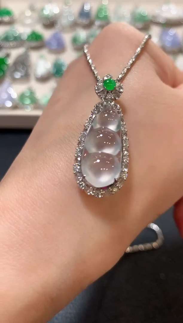 吊坠(不含链)18K金镶嵌翡翠z158