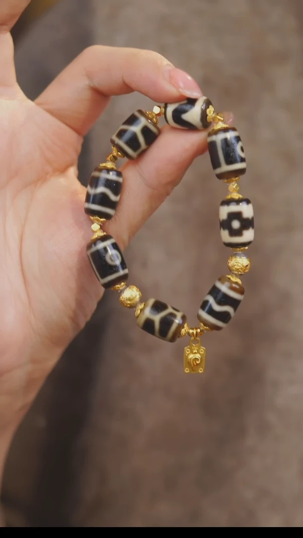 【闪购商品】玛瑙/玉髓手串未镶嵌多样性发一