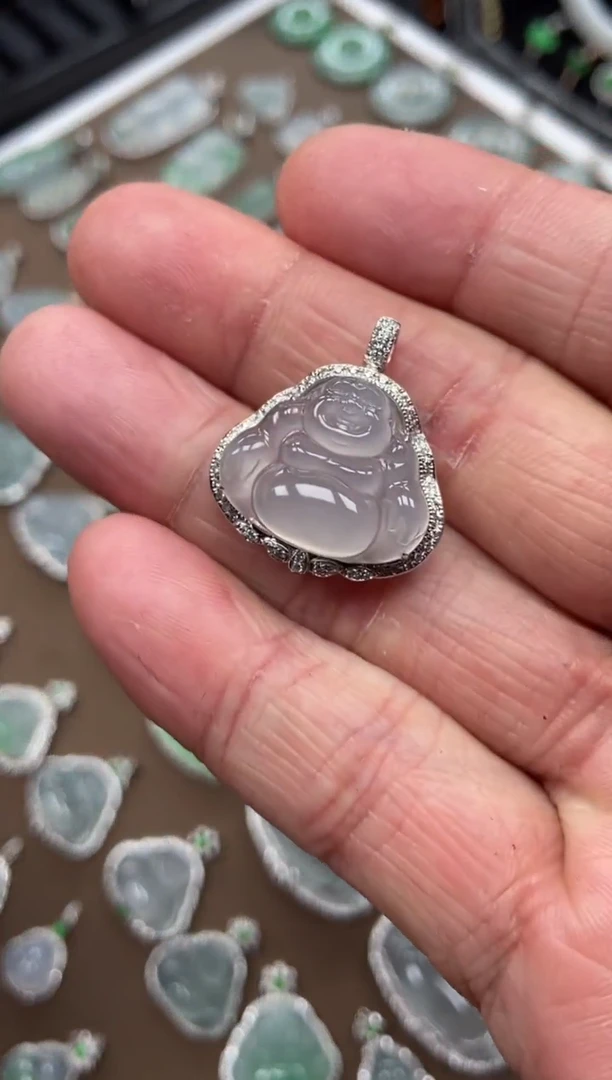 【闪购商品】翡翠吊坠(不含链)未镶嵌佛公