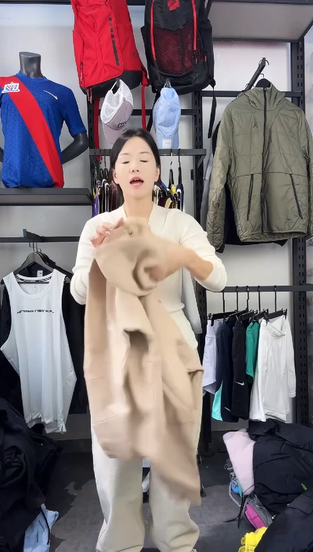 609·编码 瑕疵款直播间过款为准 尺码·L