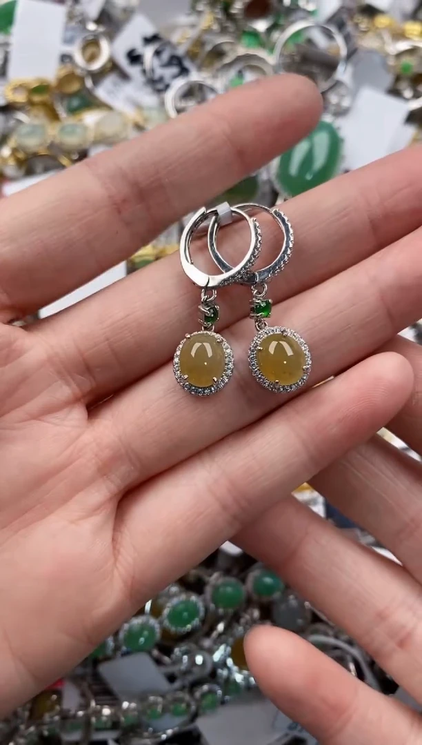 银S925镶嵌戒指翡翠333      2