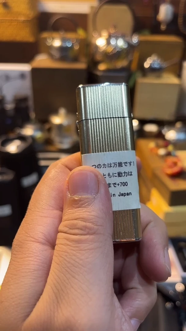 瓷片闪购商品 如图所示
