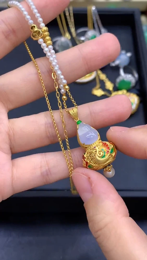 颈饰18K金镶嵌翡翠732-中国好珍宝