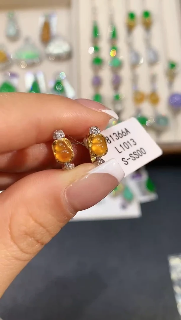 【闪购商品】翡翠耳饰18K金镶嵌L1013