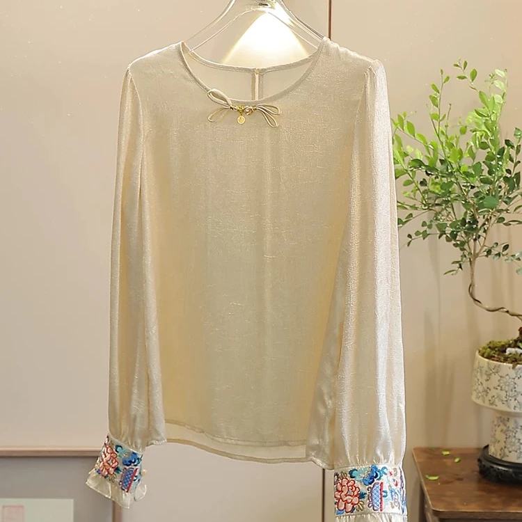 2025新款圆领国风醋酸拼刺绣上衣百搭打底长袖SY-070
