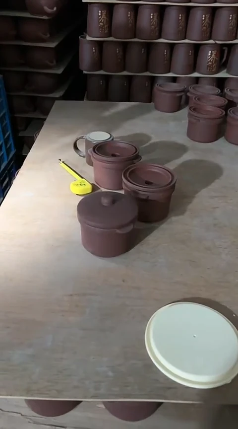 粗砂陶瓷大瑕疵紫砂炖盅带盖打磨色差