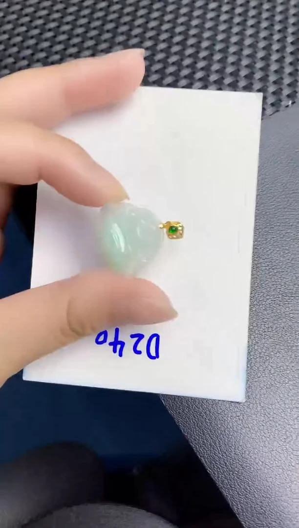 翡翠未镶嵌颈饰000000000