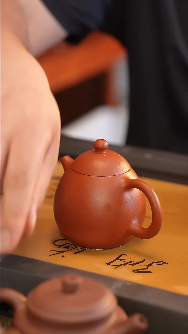 茶壶紫砂胡*朱泥 半手工 龙蛋 200cc