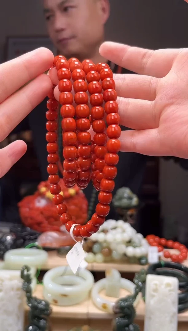 颈饰未镶嵌南红玛瑙“****军长链