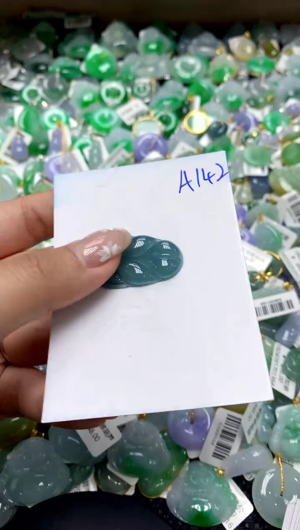 【闪购商品】翡翠颈饰18K金镶嵌111111111111111111