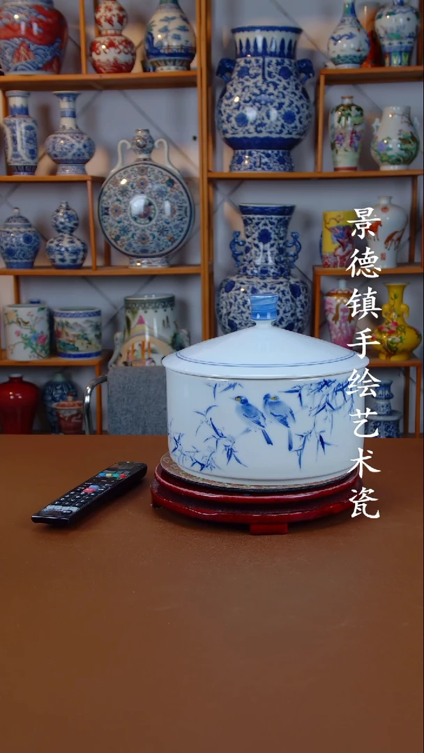 现代景德镇手工手绘陶瓷摆件20