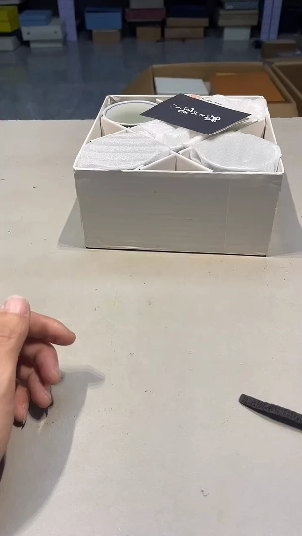 手工艺品琉璃胡****姜 城城工艺品店