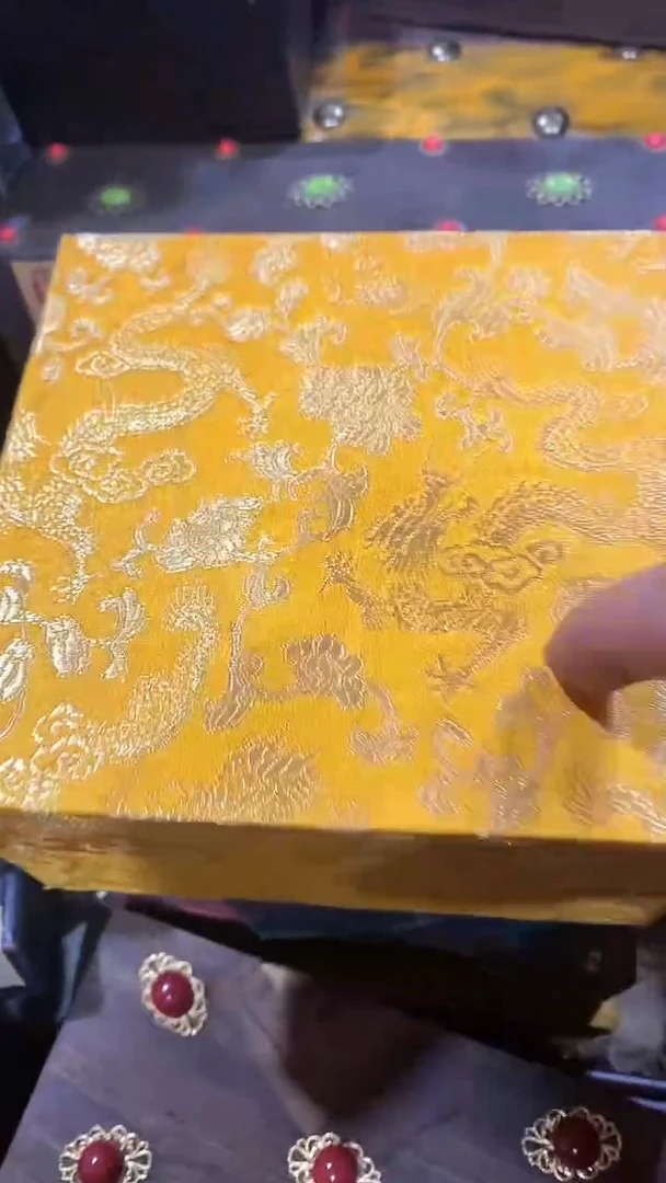 织绣箱 -------（晓晓甄选）